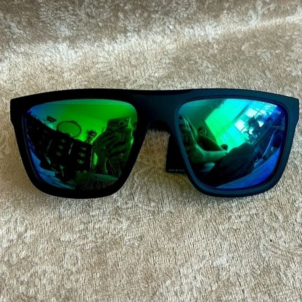Brand New True Religion Mirrored Square Mens Sport Sunglasses Matte Black